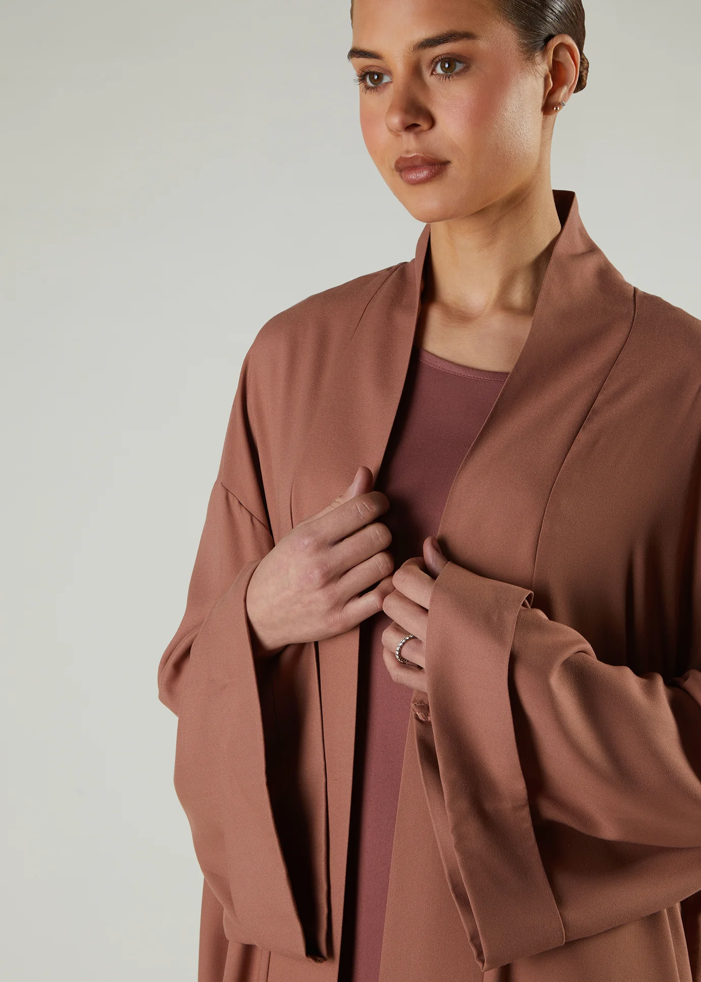 Mocha Open Abaya - Image 2