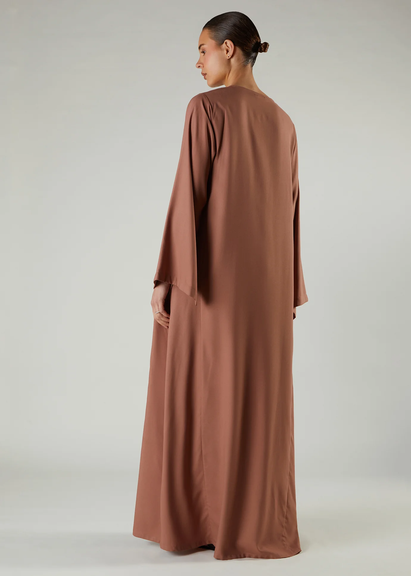 Mocha Panel Abaya - Image 4