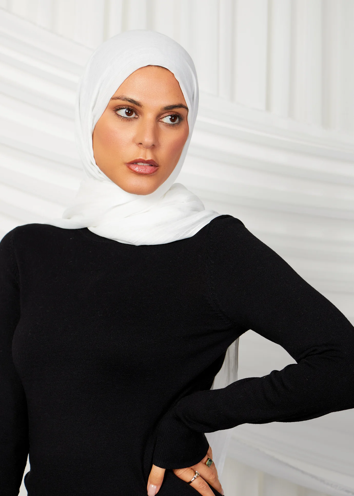 Off White Wool Modal Hijab - Image 3
