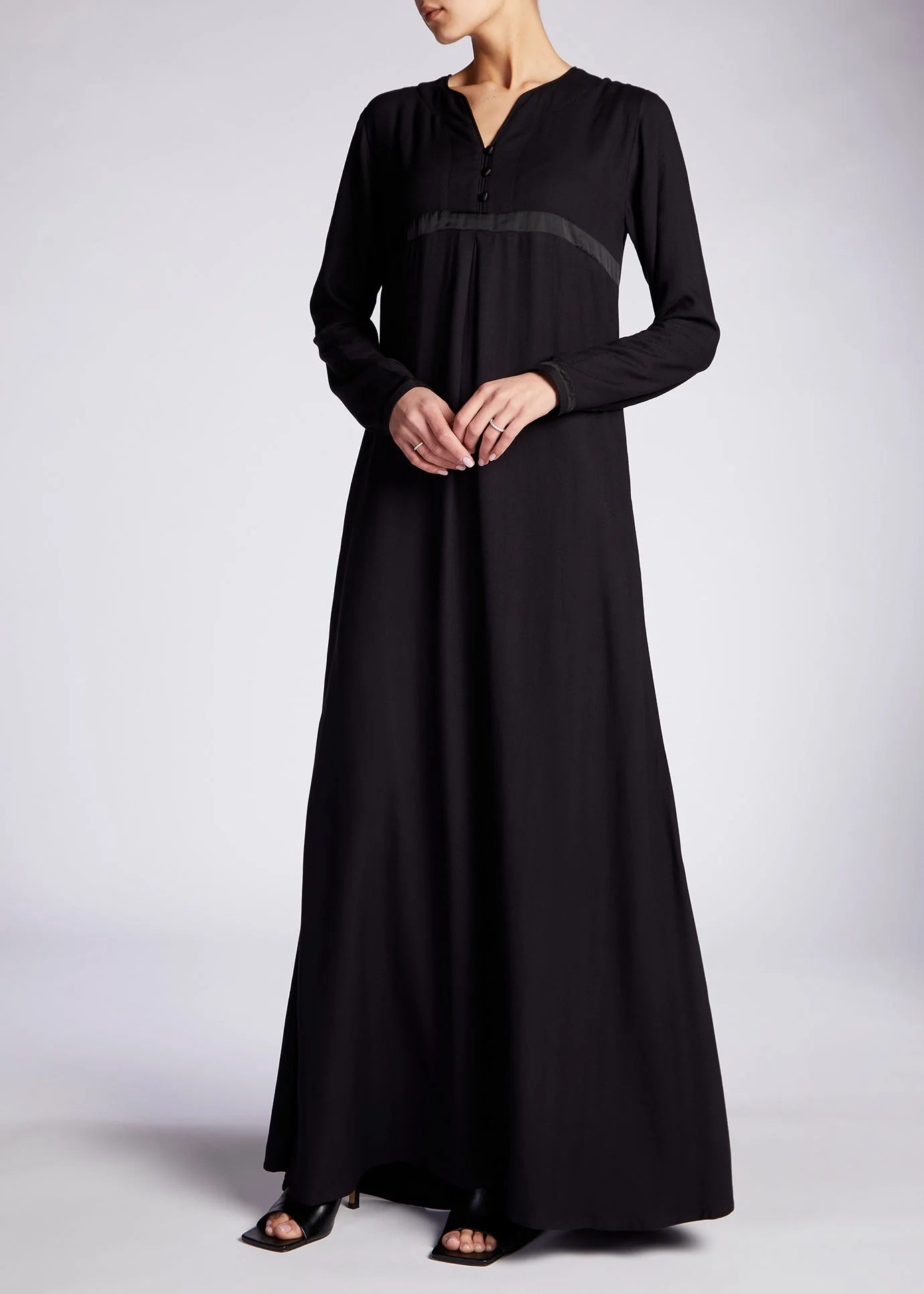 Oolong Abaya Black - Image 4
