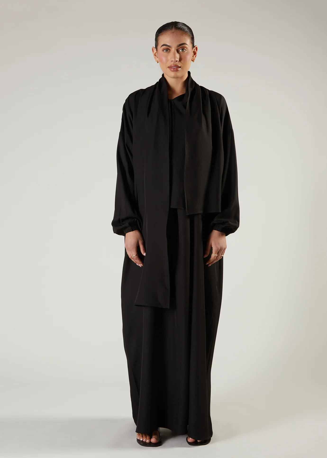 Prayer Abaya Black - Image 4