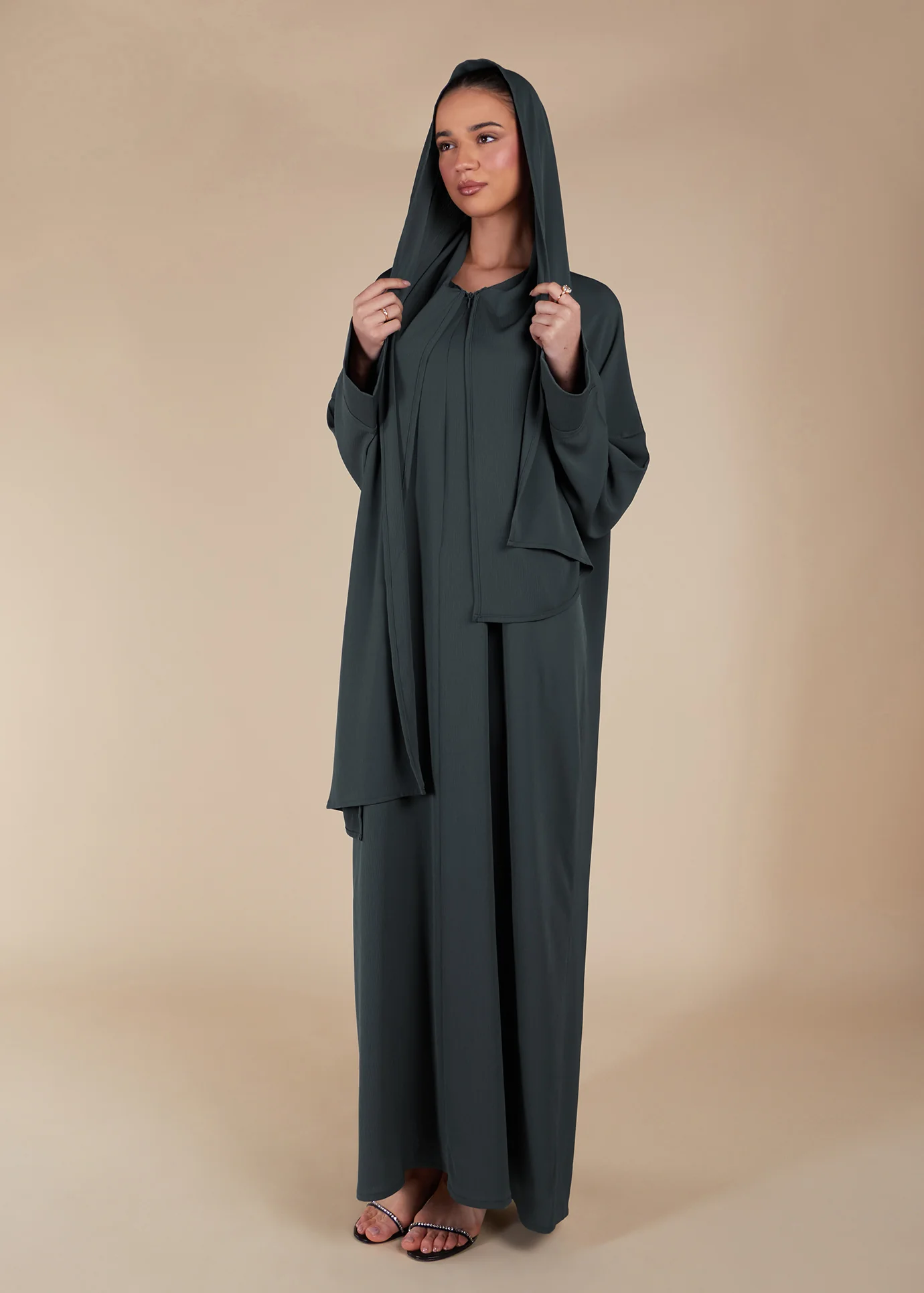 Prayer Abaya Grey - Image 3
