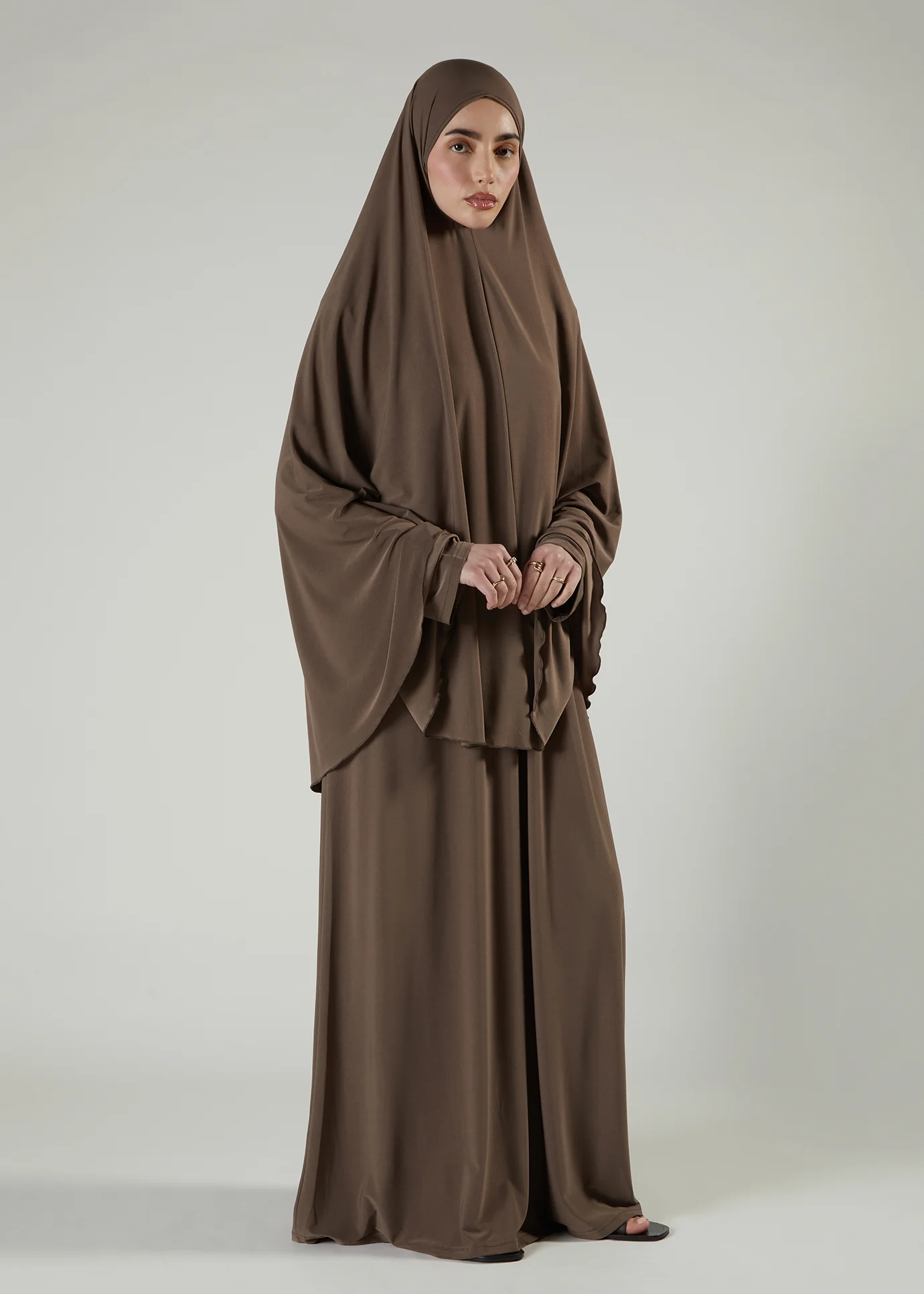 Prayer Abaya Set Chestnut - Image 3