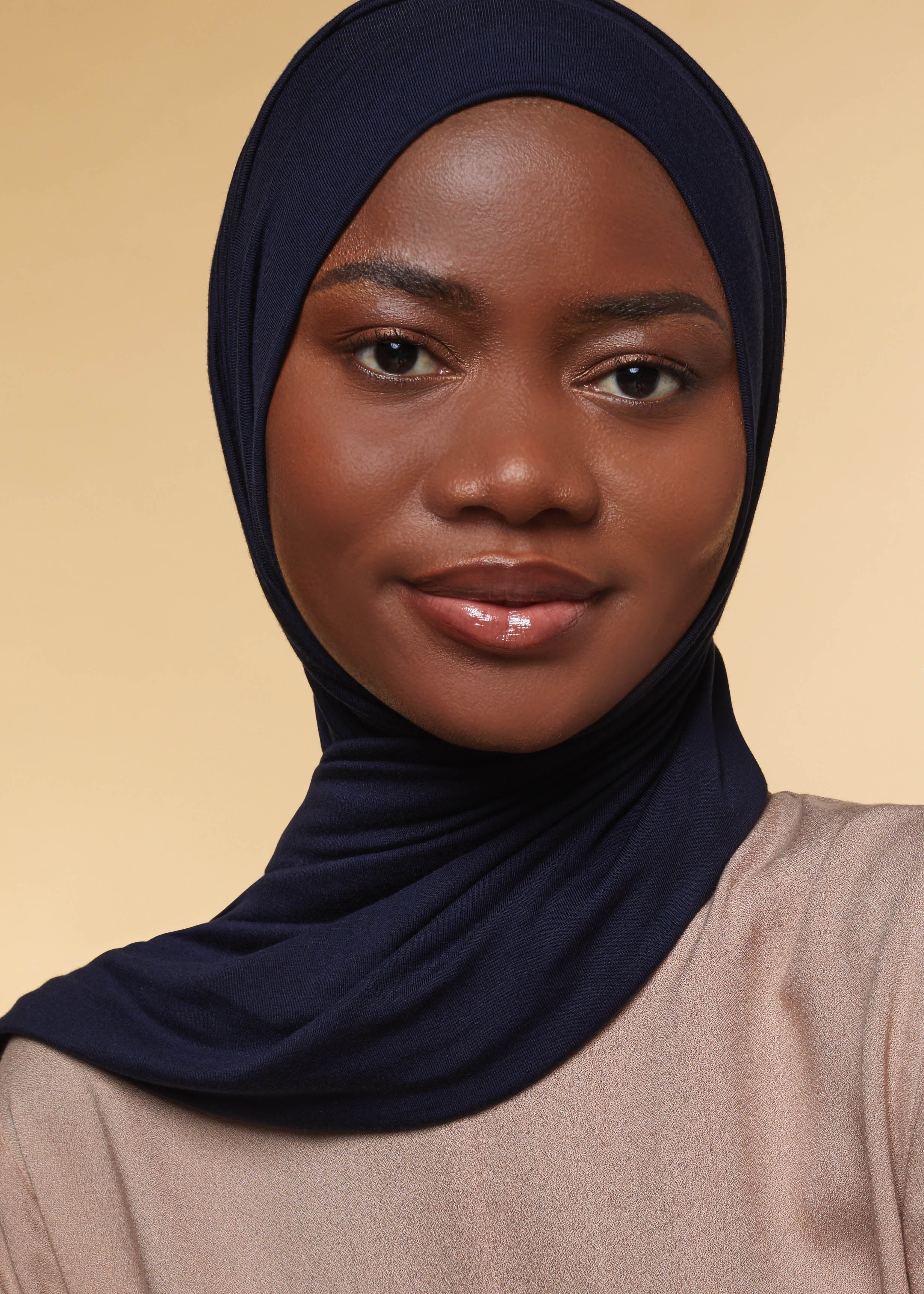 Premium Jersey Hijab Navy - Image 3