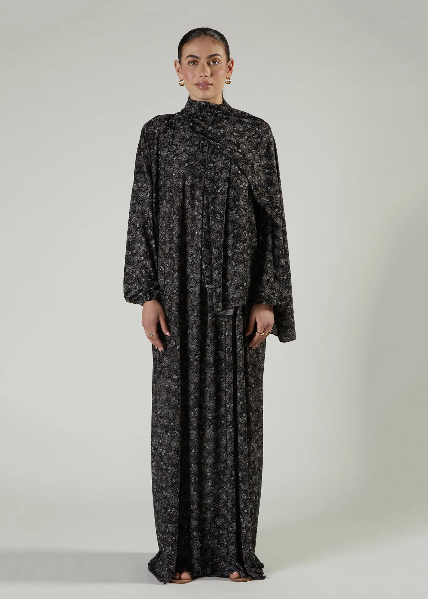 Printed Prayer Abaya Spiral - Image 2