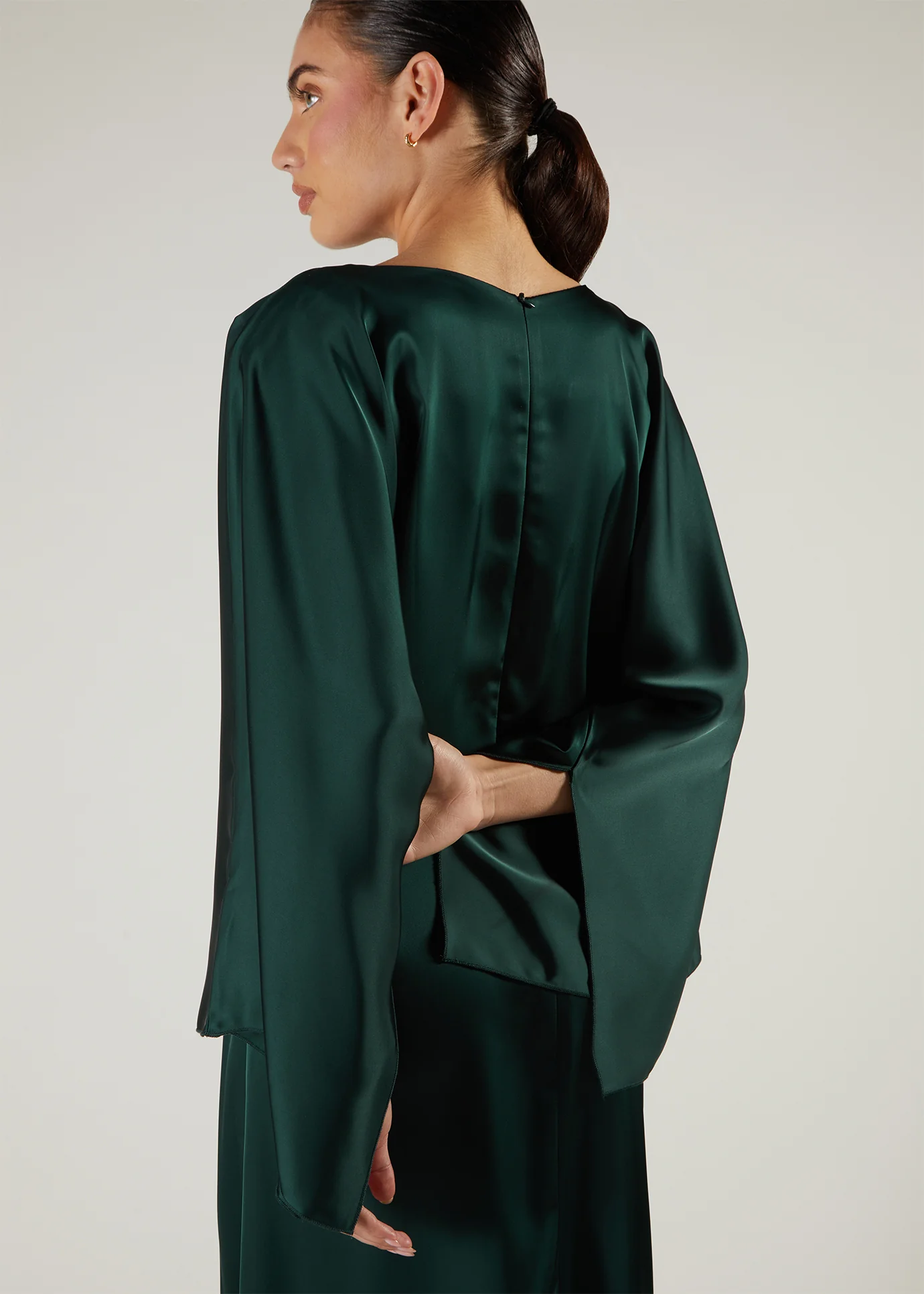 Satin Abaya Green - Image 4
