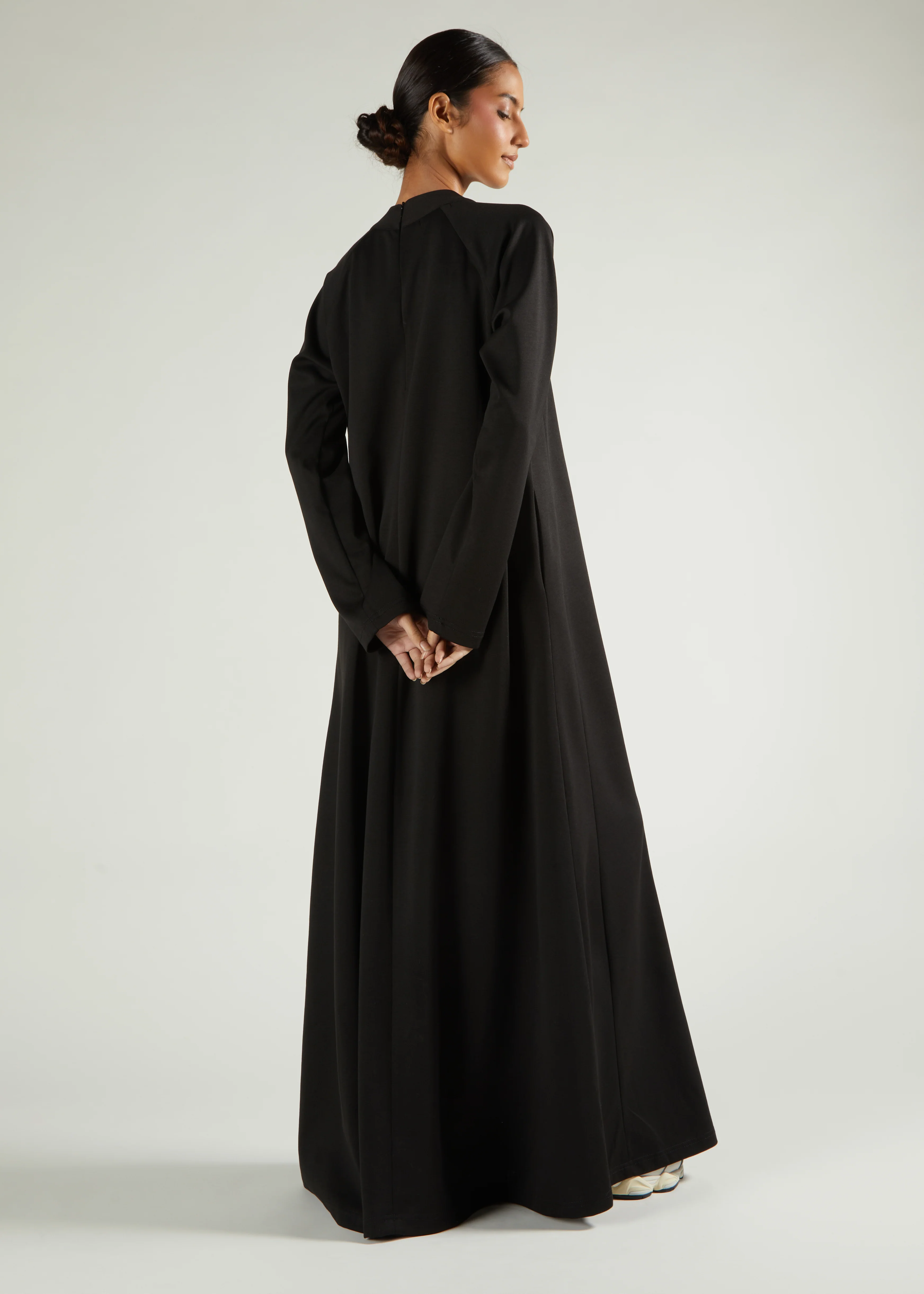 Scuba Abaya Black - Image 2