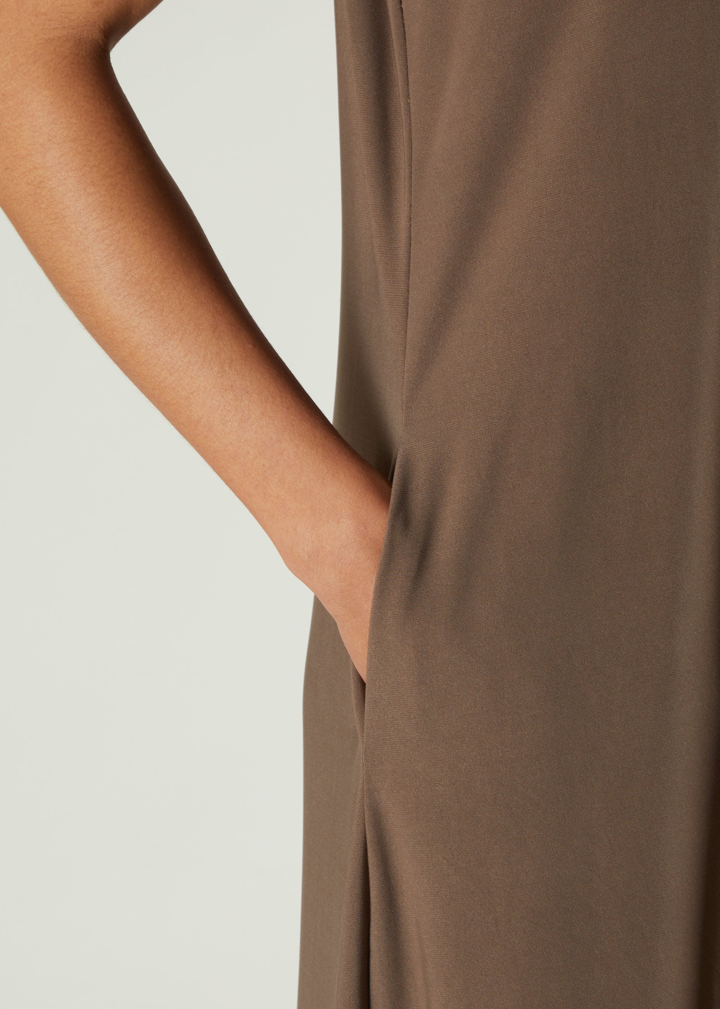 Second Skin Slip Chestnut - Image 4