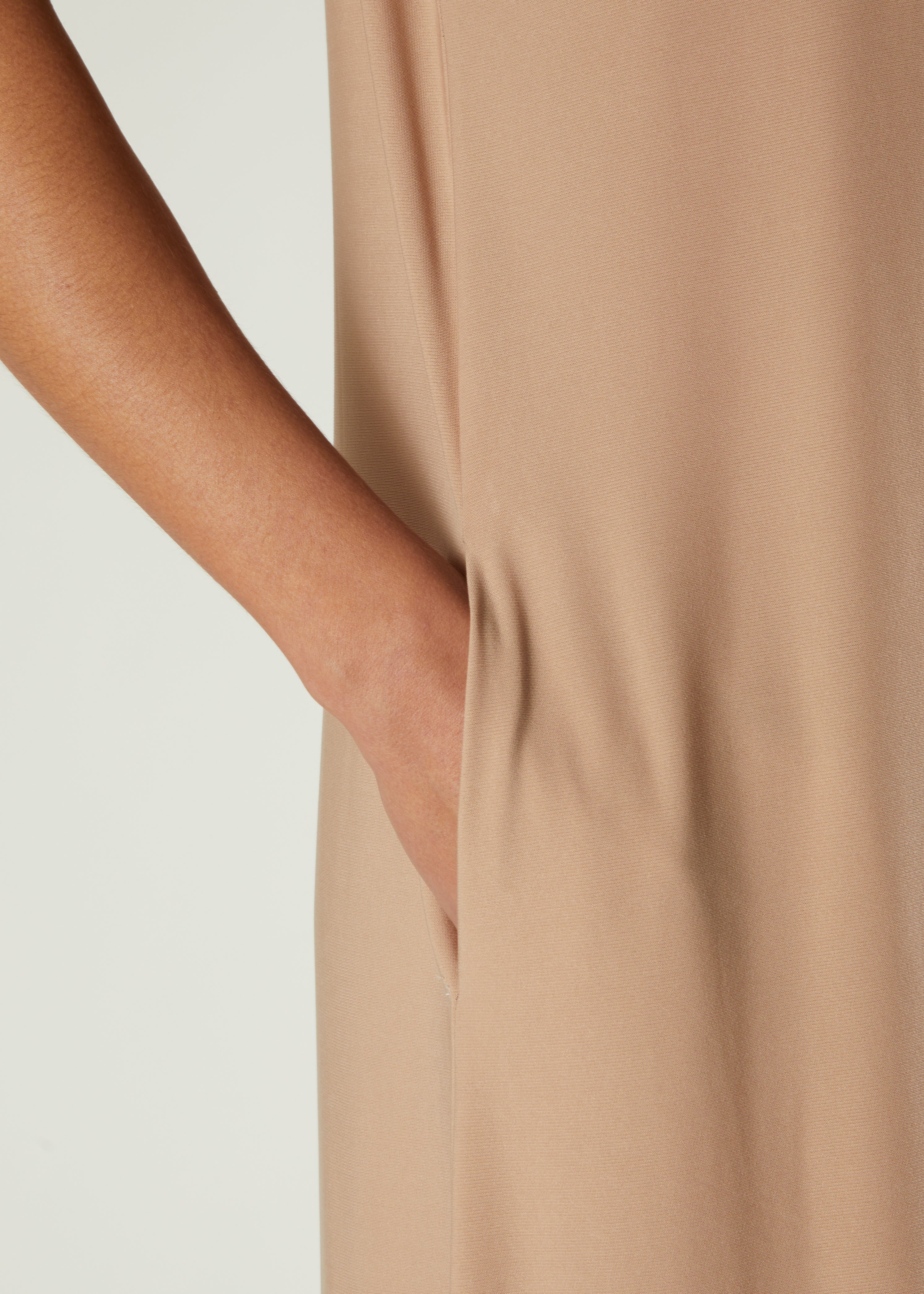 Second Skin Slip Sand - Image 4