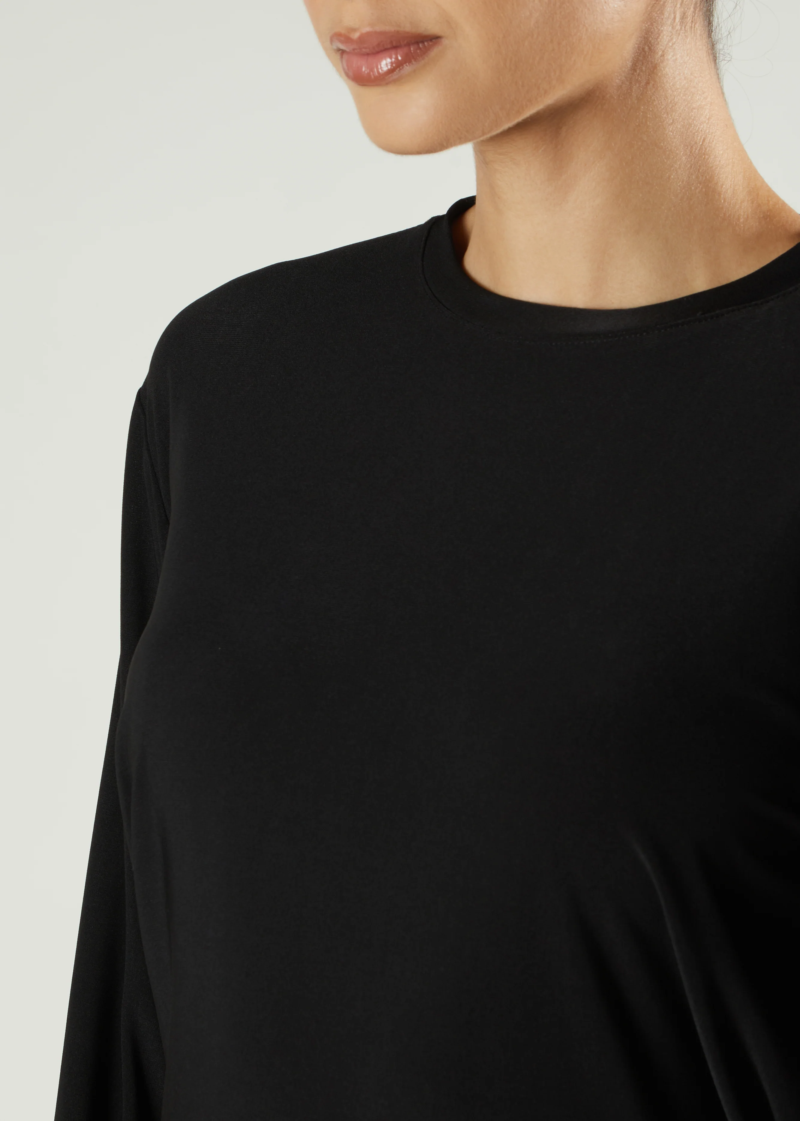 Second Skin Top Ebony - Image 4
