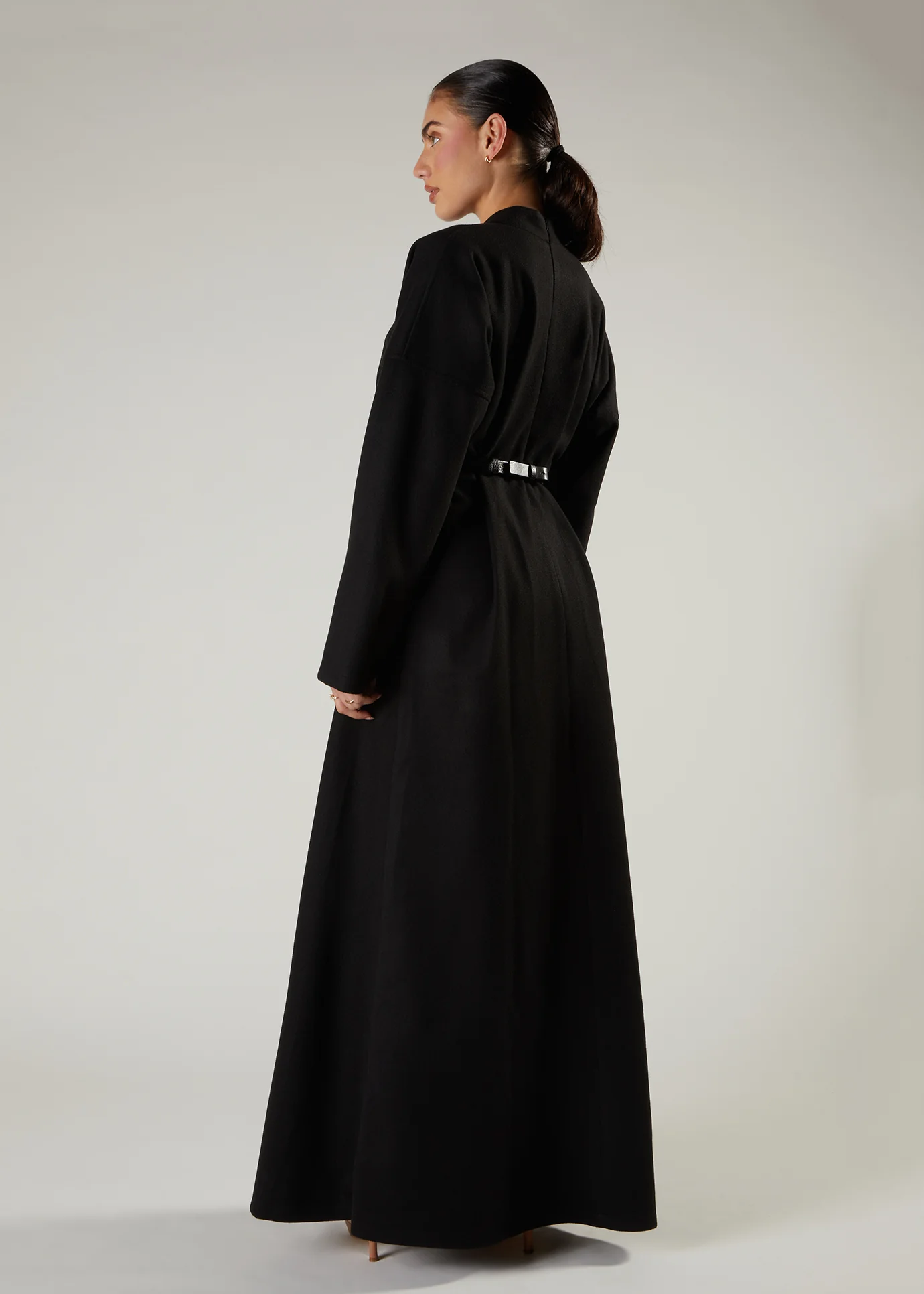 Shutter Pleat Abaya Black - Image 3