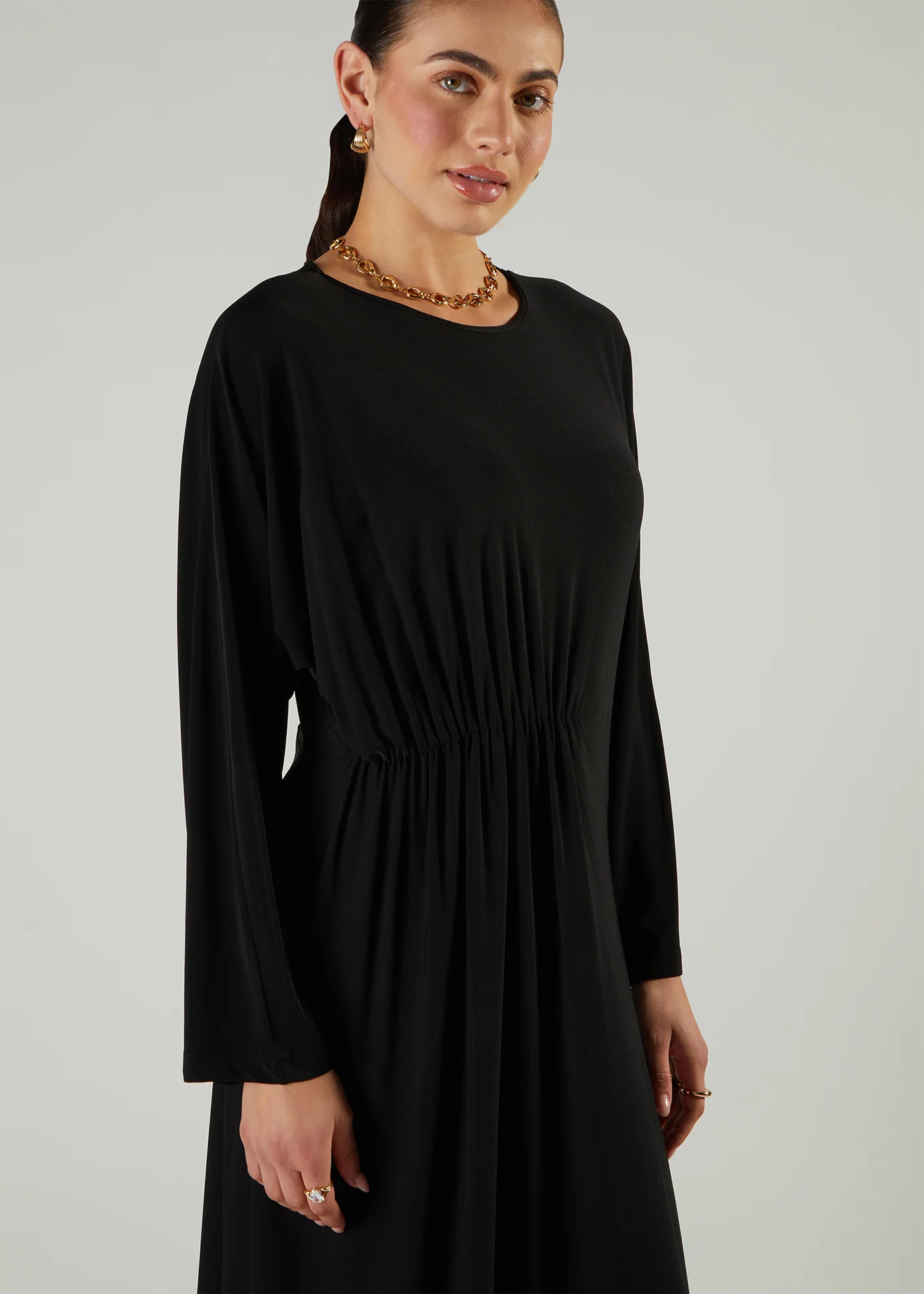 Side Pleat Abaya Black - Image 4