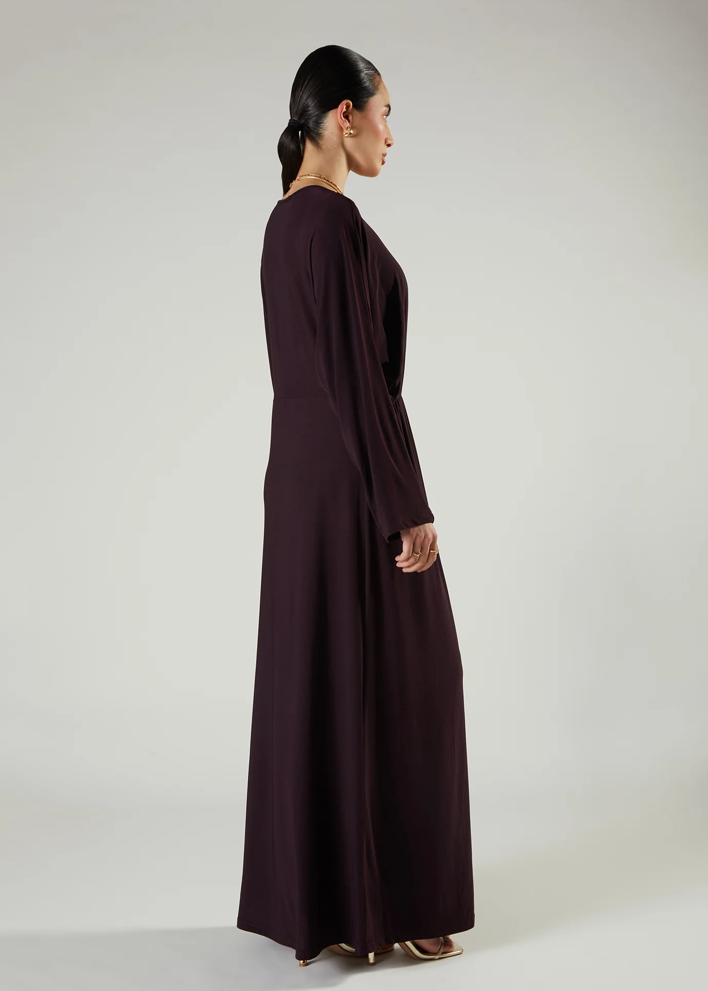 Side Pleat Abaya Plum - Image 4