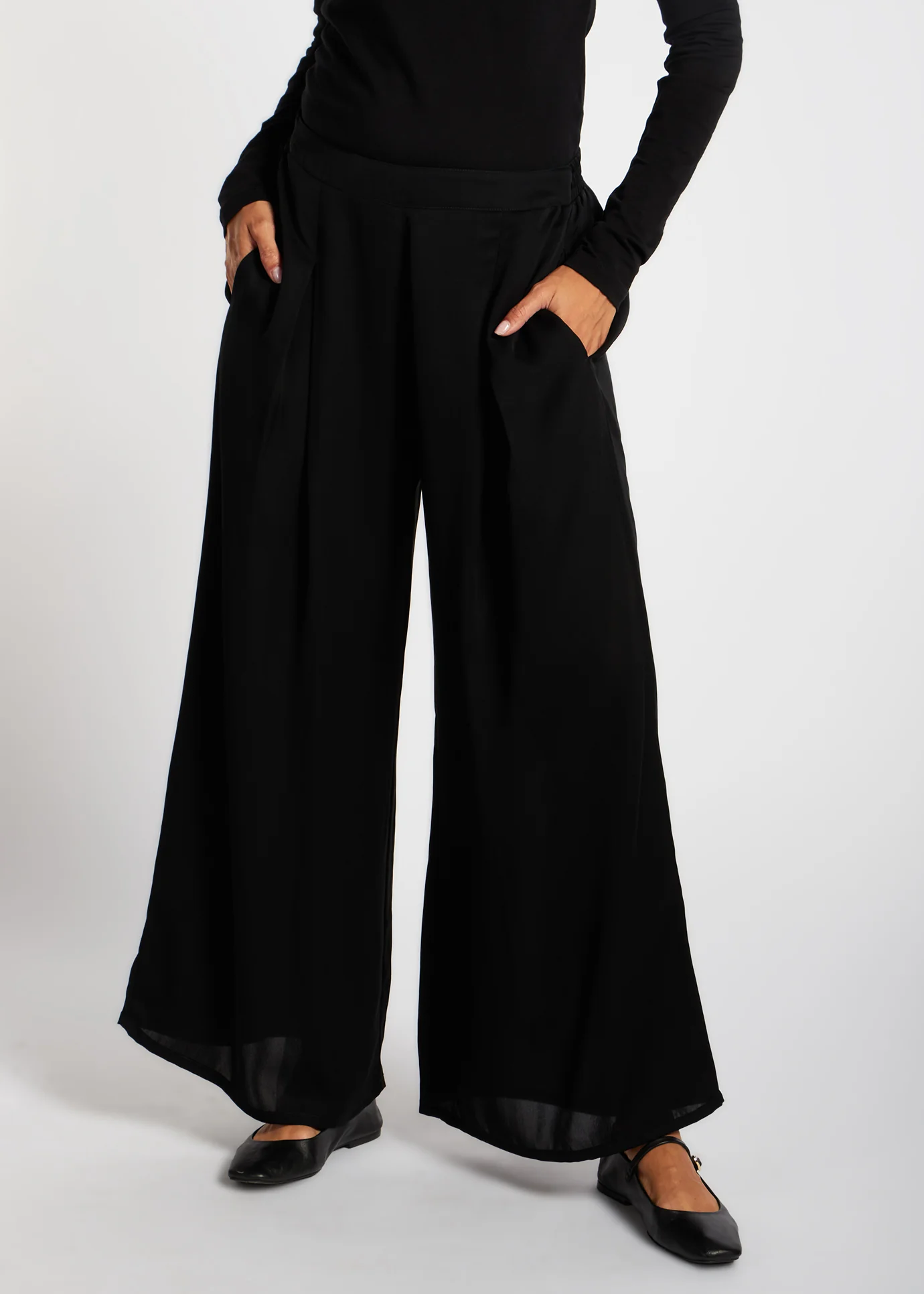 Single Pleat Trousers Black - Final Sale - Image 3