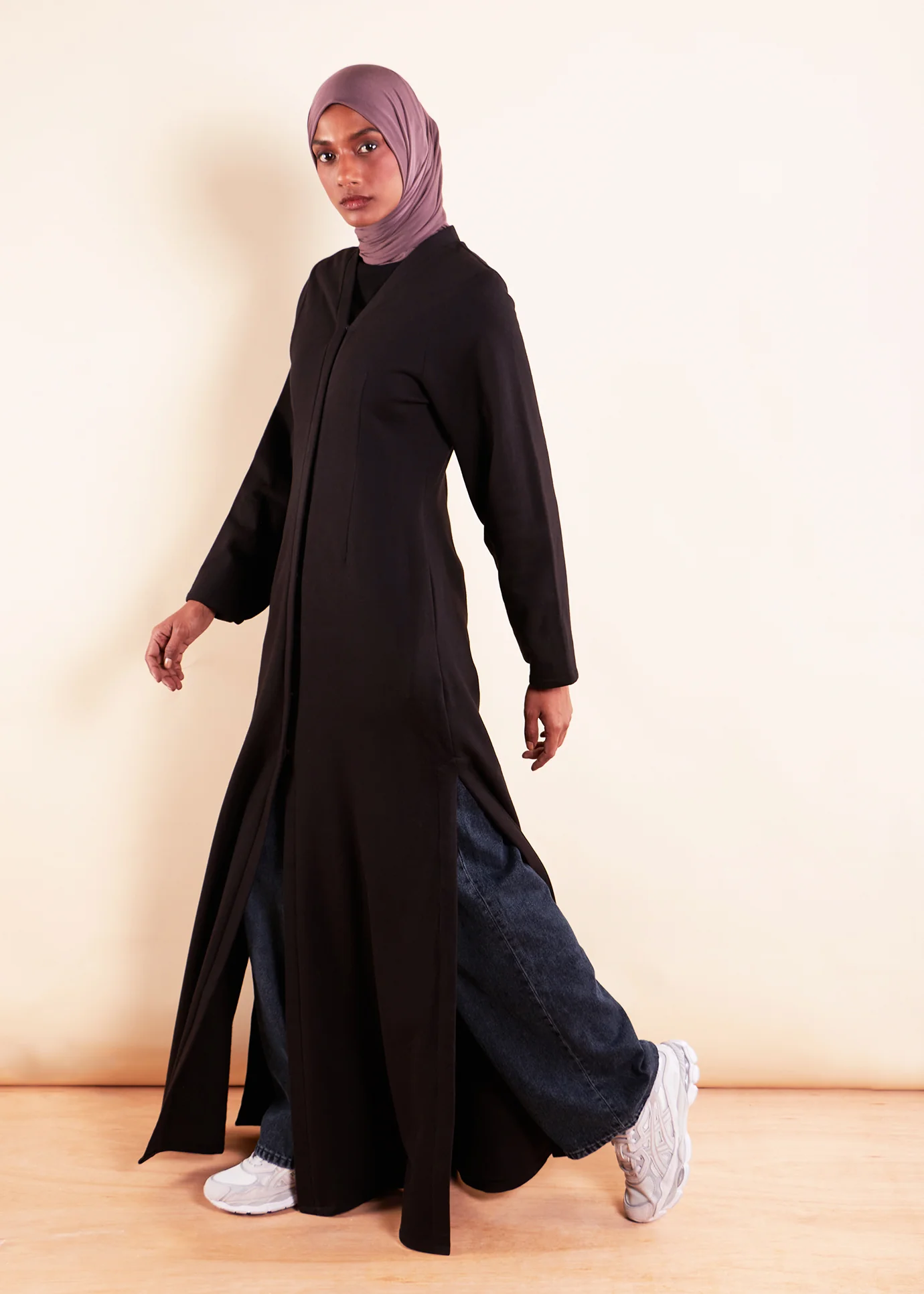 Slim Silhouette Cover Up Black - Final Sale