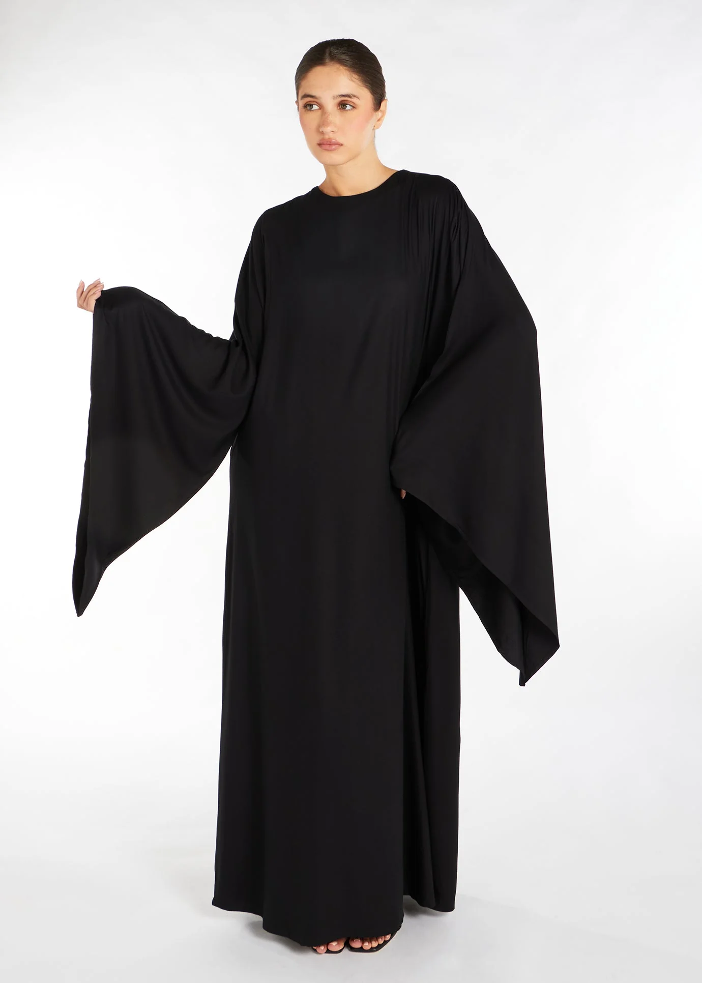 Solitude Abaya - Image 5