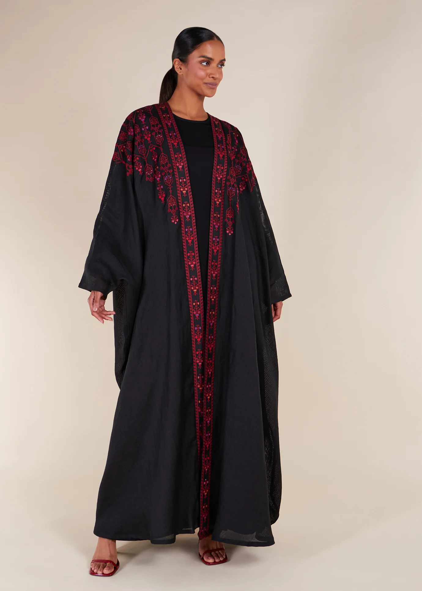 Tatreez Open Abaya - Final Sale - Image 3