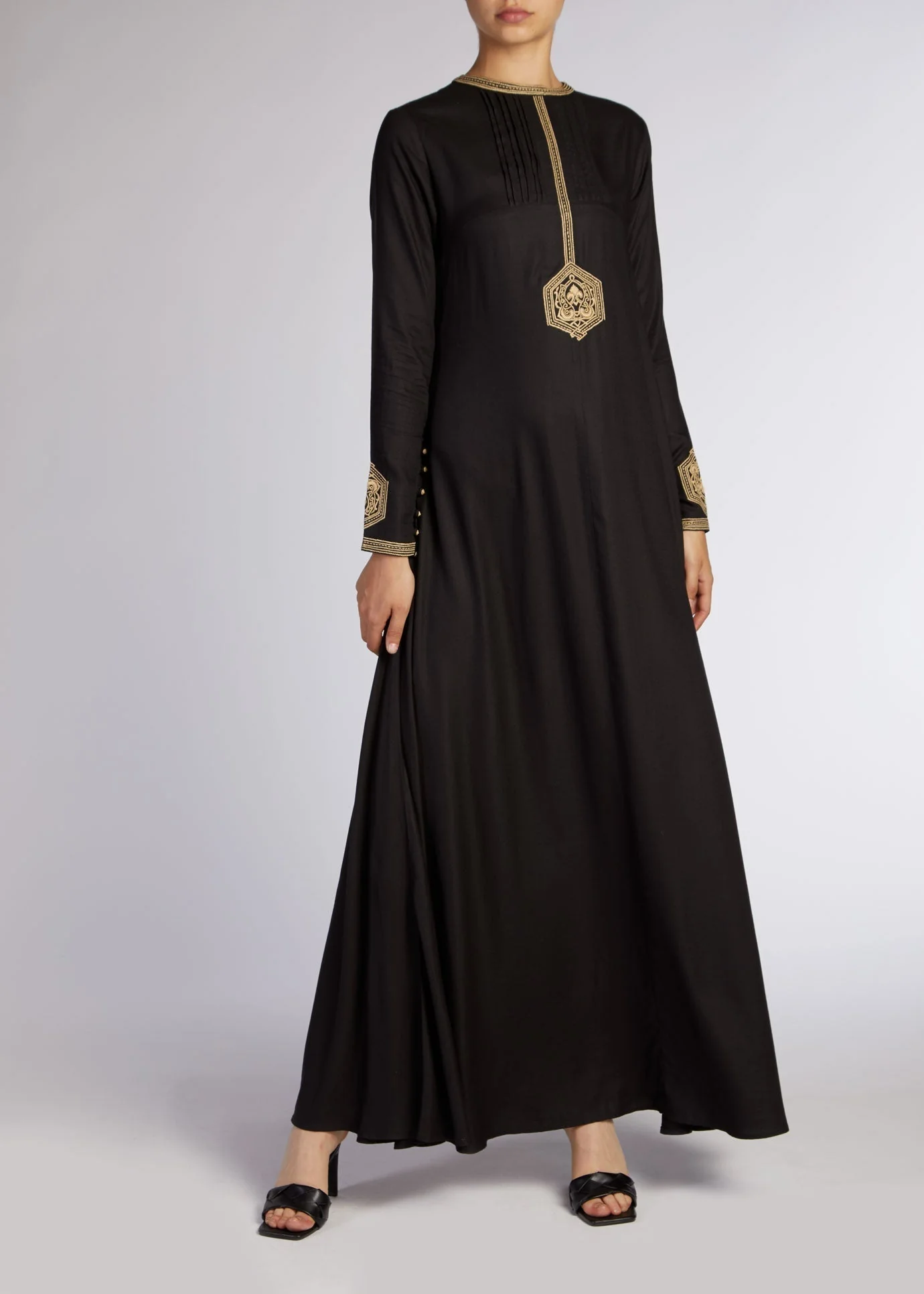 Tayaat Abaya - Image 3