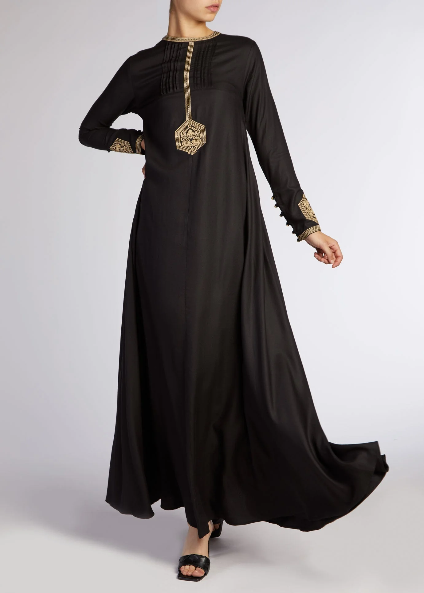 Tayaat Abaya - Image 5