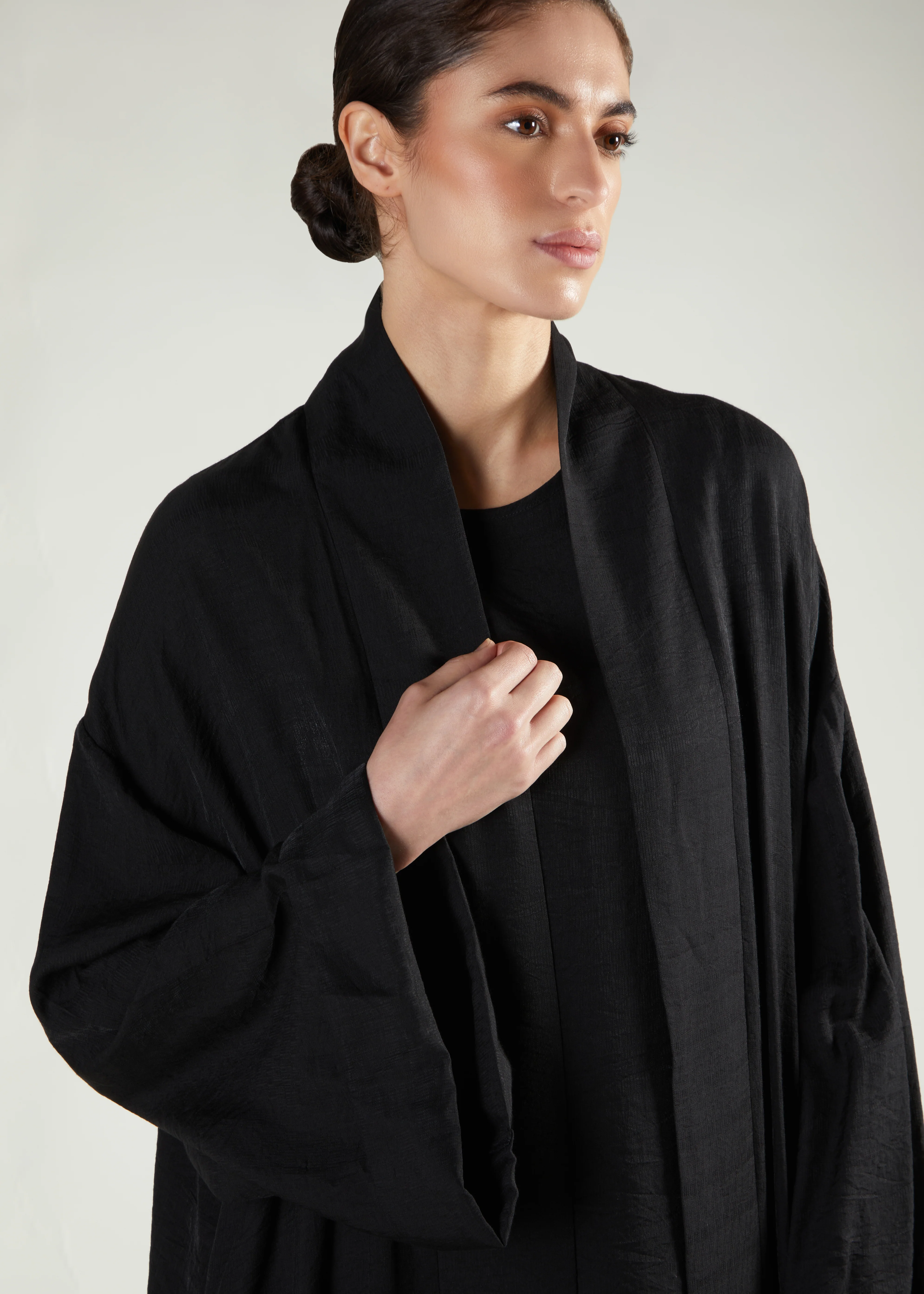 Textured Open Abaya Black - Image 3