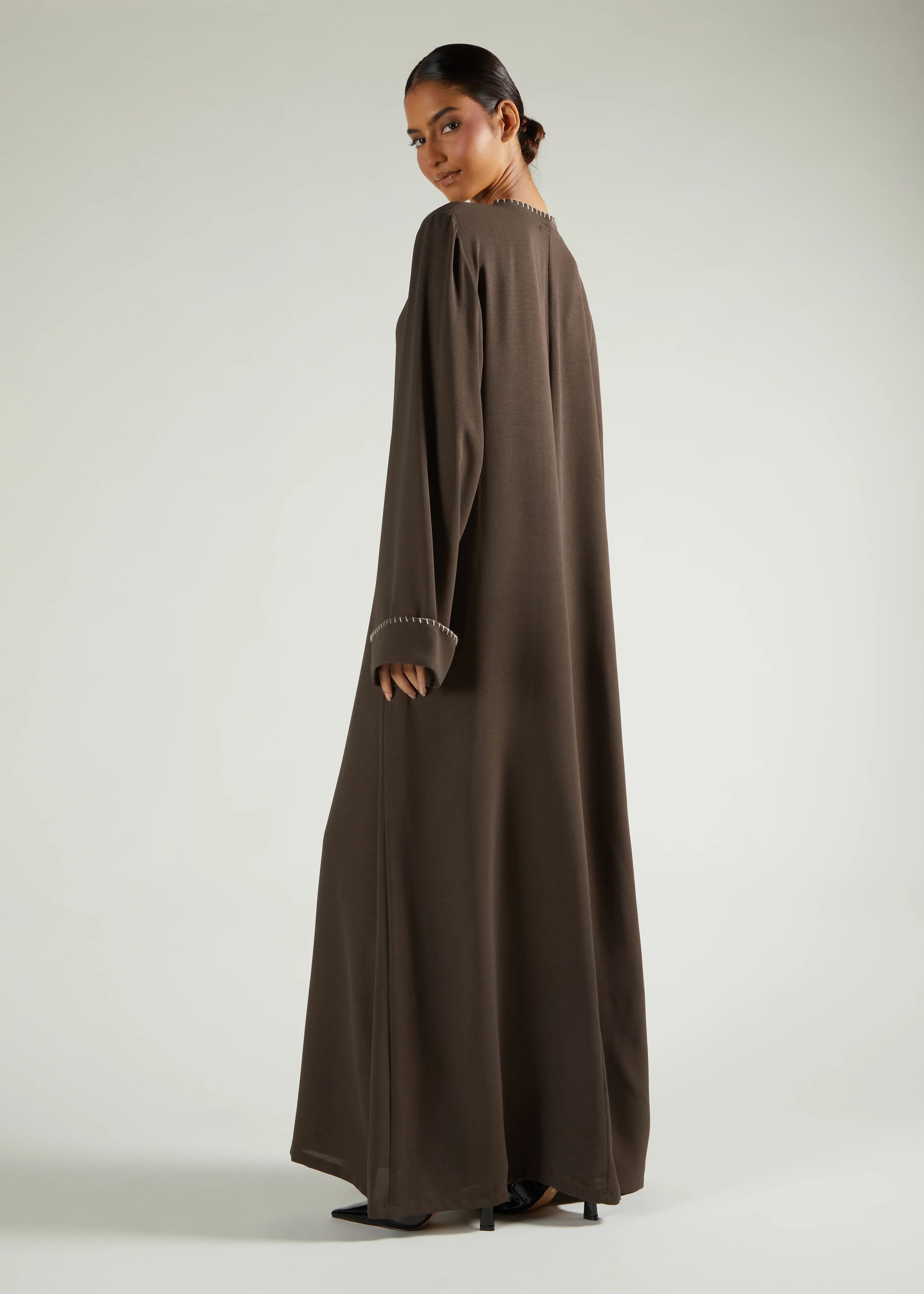 Tote Stitch Abaya Brown - Image 2
