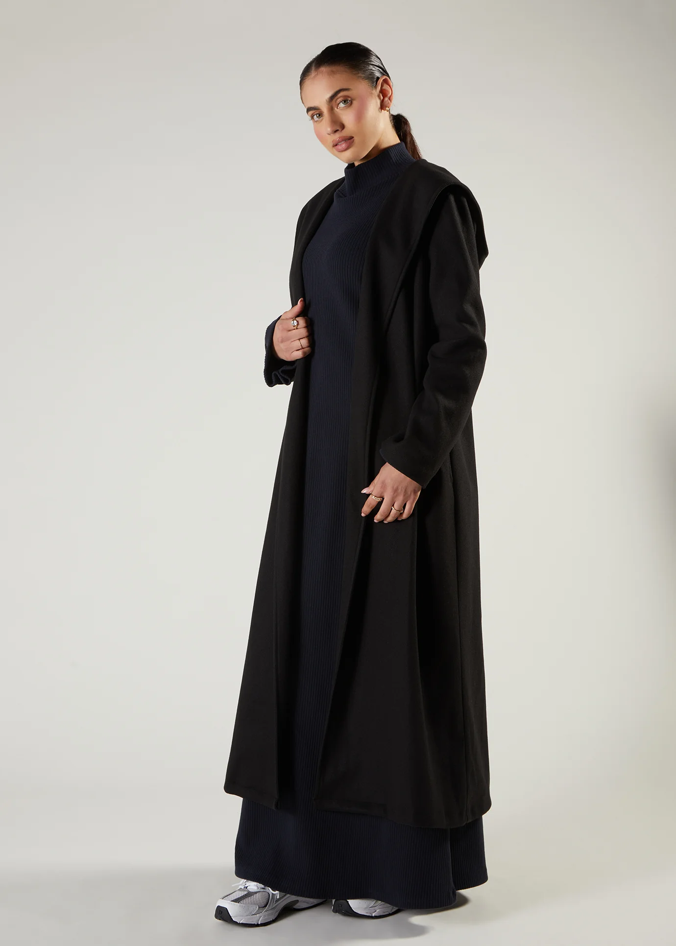 Turtle Neck Abaya Navy - Image 3