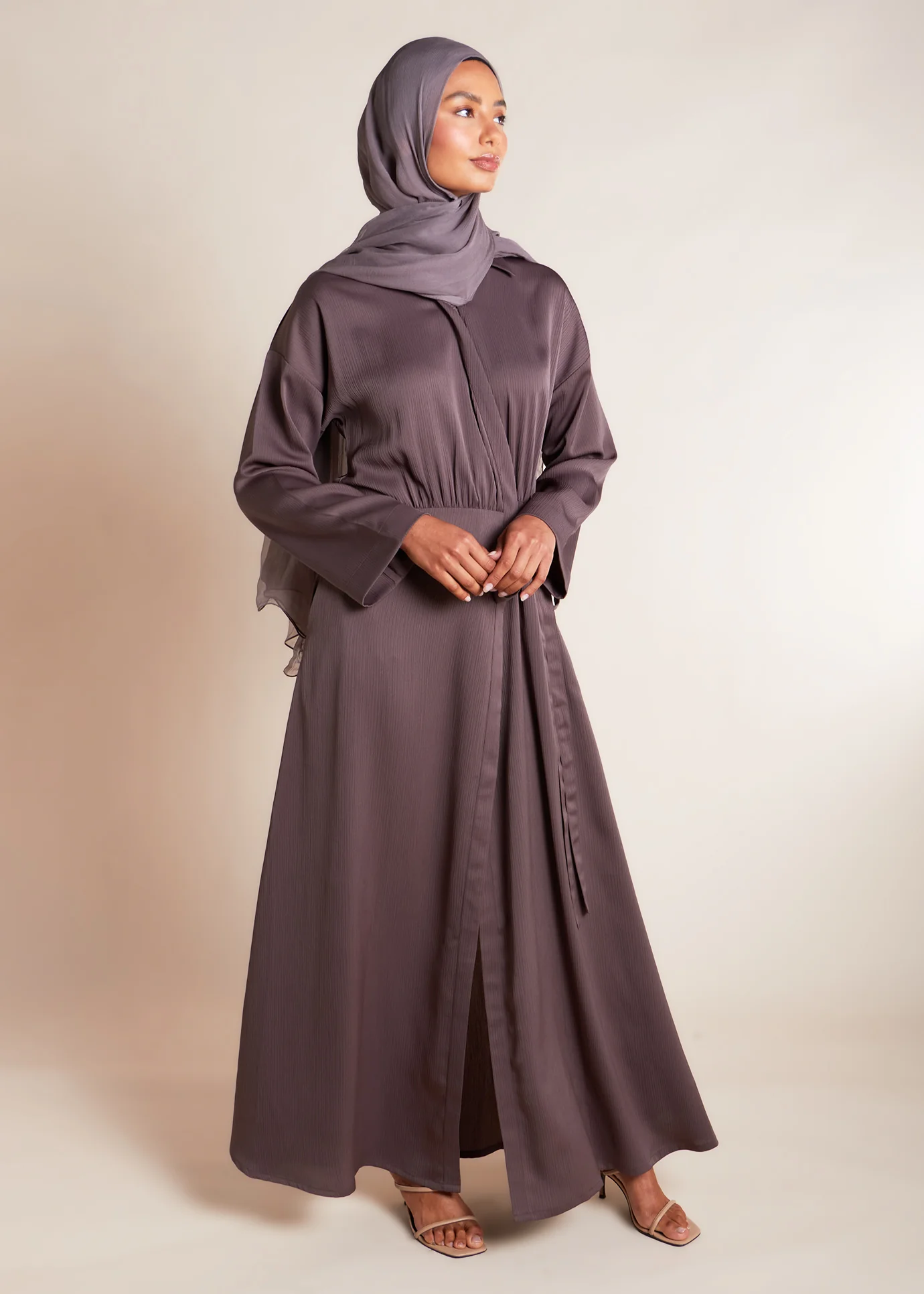 Wrap Abaya Taupe - Final Sale - Image 2