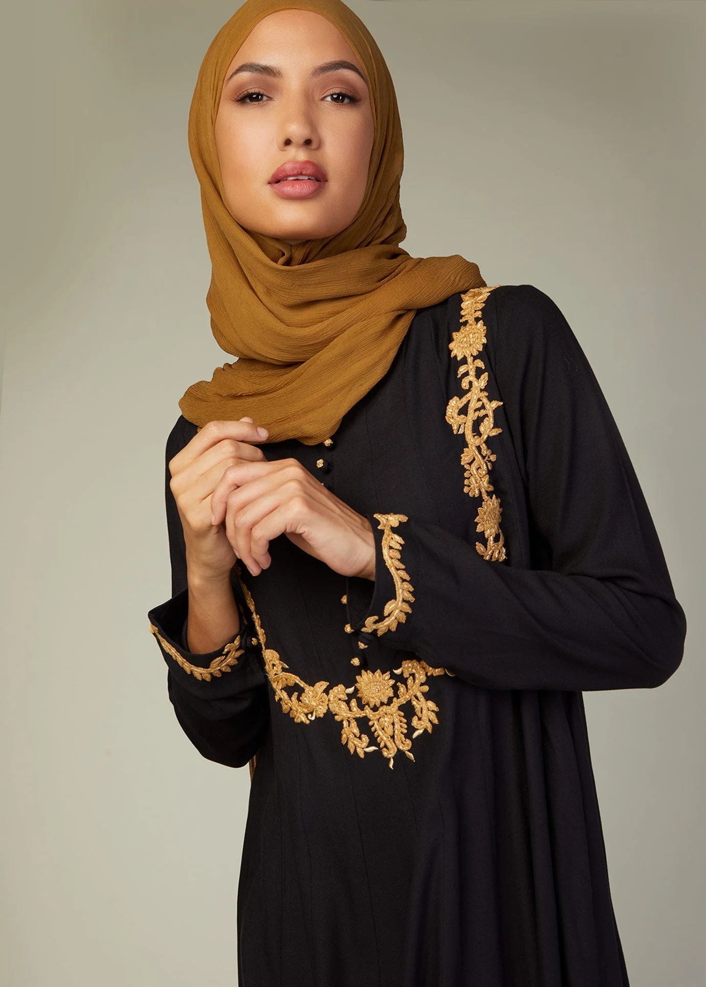 Zardozi Abaya Black - Image 3