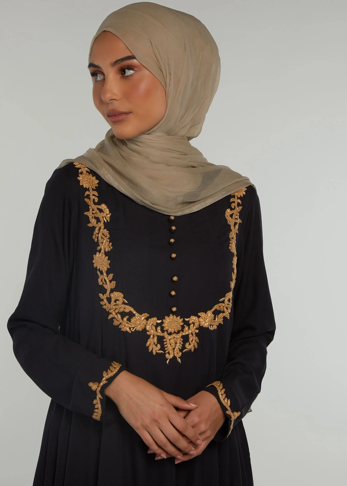 Zardozi Abaya Black - Image 4